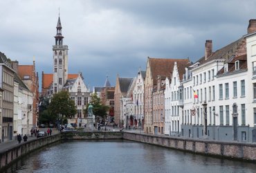 brugge canal boat tour
